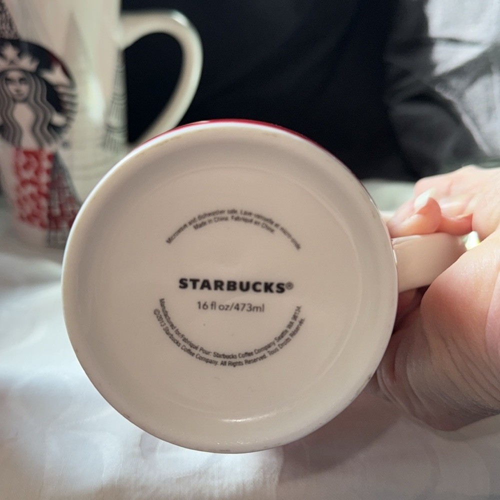 Starbucks Festive Red Mug - Picture 3 of 5